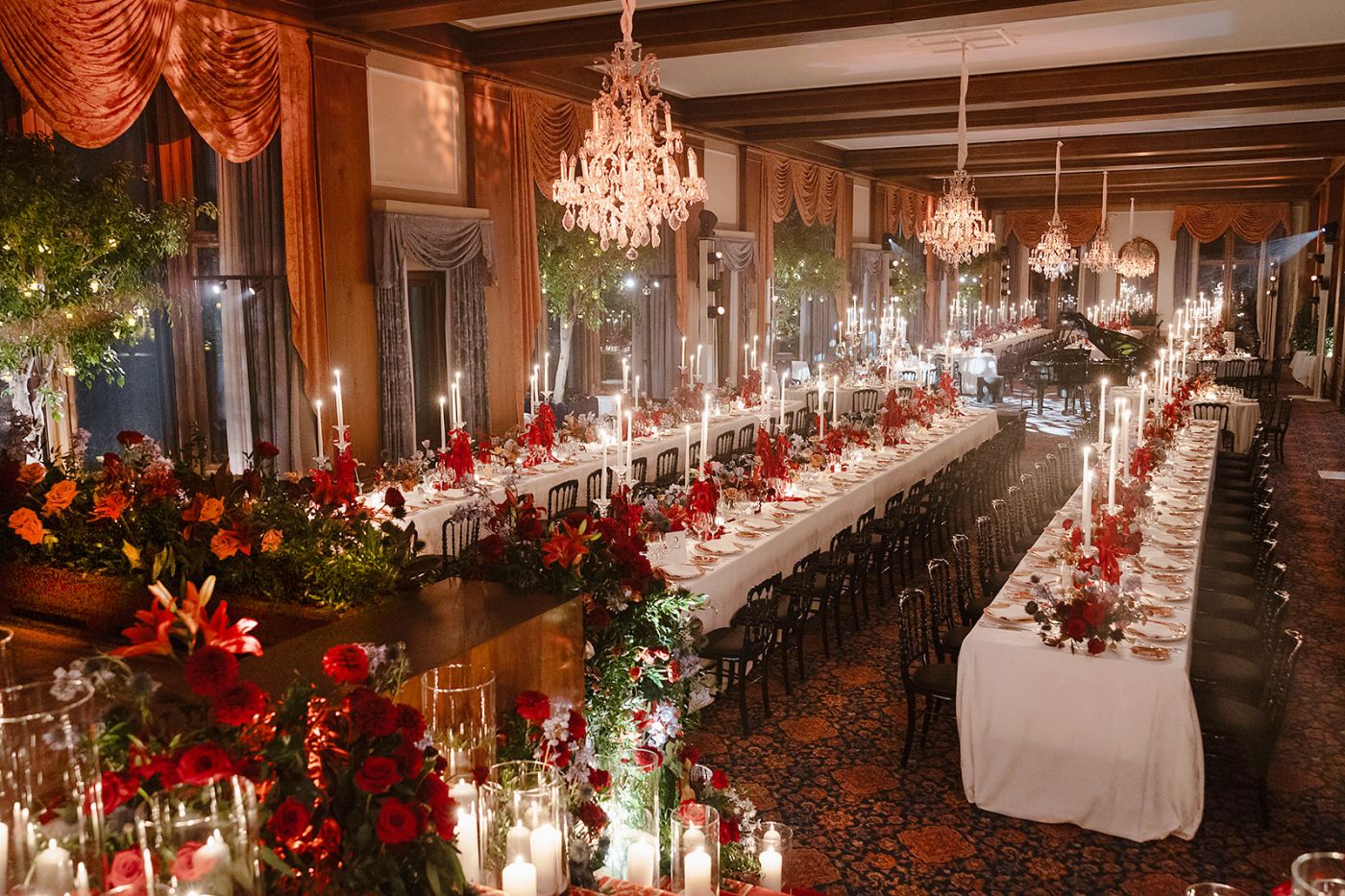 Dinner tables of the old word winter wedding in Saint Moritz